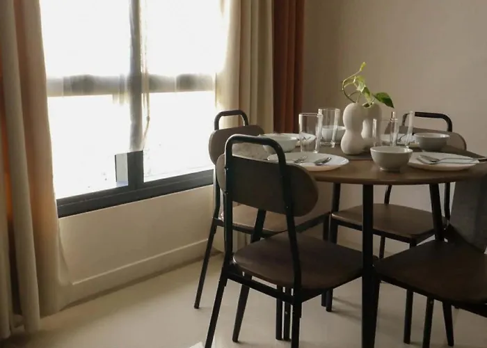 Acs Aparthotel *